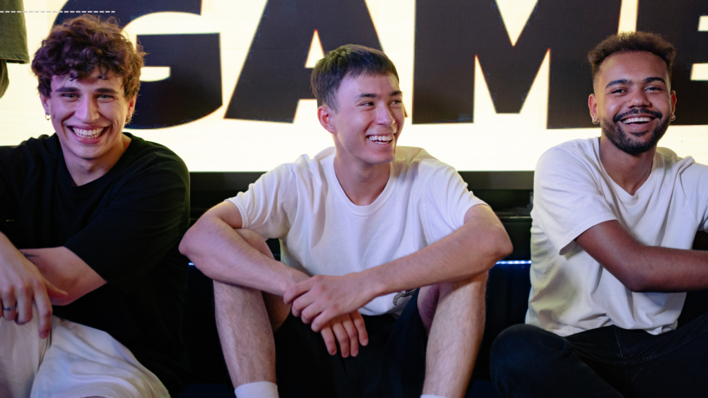 20 Ways to Make a Guy Feel Loved