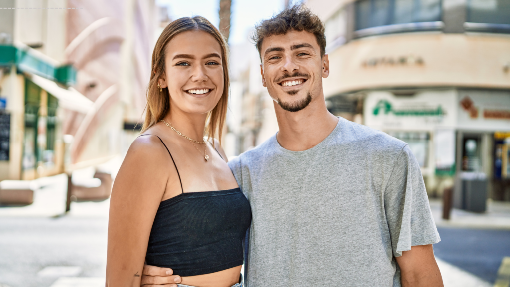 How to Get Comfortable With Your Boyfriend (11 Steps)