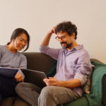 14 Things Women Do When They Are in Love