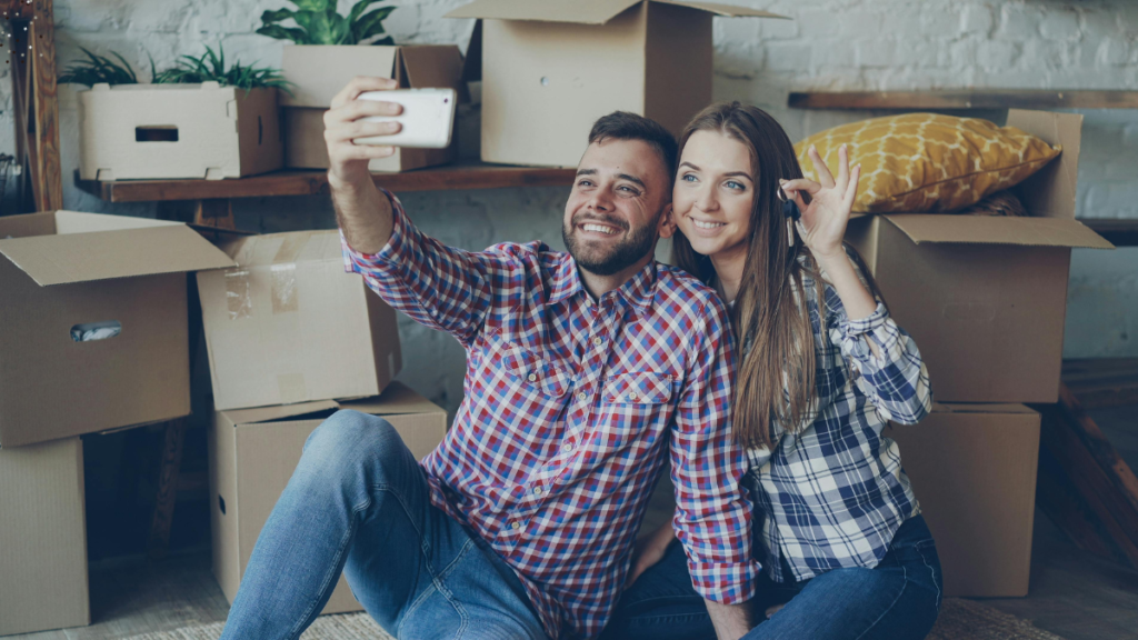 15 Things Women Do That Are Attractive