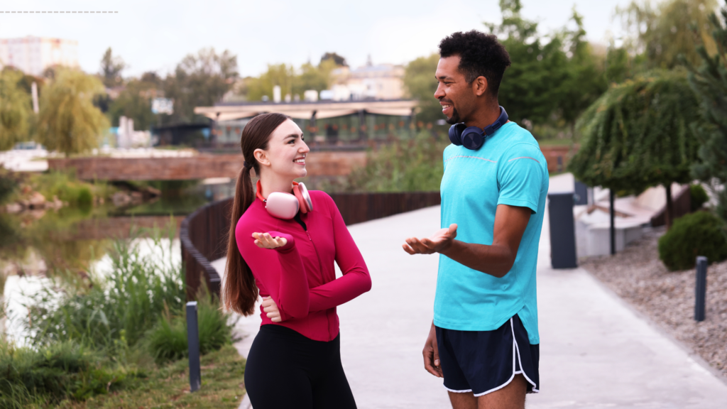 30 Ways to Compliment a Guy Nonchalantly Without Being Obvious