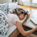 How to Be Motivated to Wake Up Early (7 Tips)