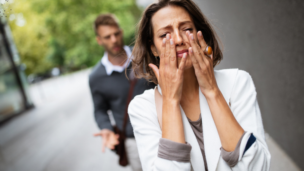 How to Walk Away from the Love of Your Life (8 Steps)