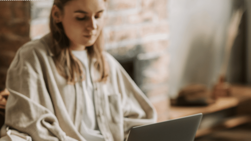 7 Things to Do If He Has a Girlfriend