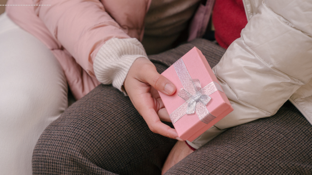 30 Best Gift Ideas for Boyfriend He’ll Actually Love