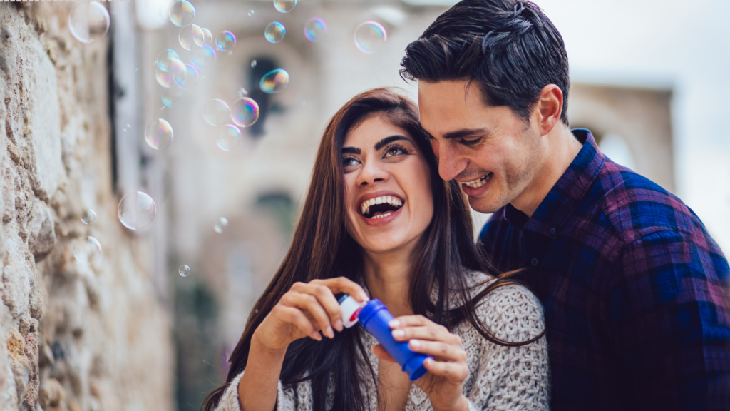 When a Man Hates His Wife, He Does These 8 Things