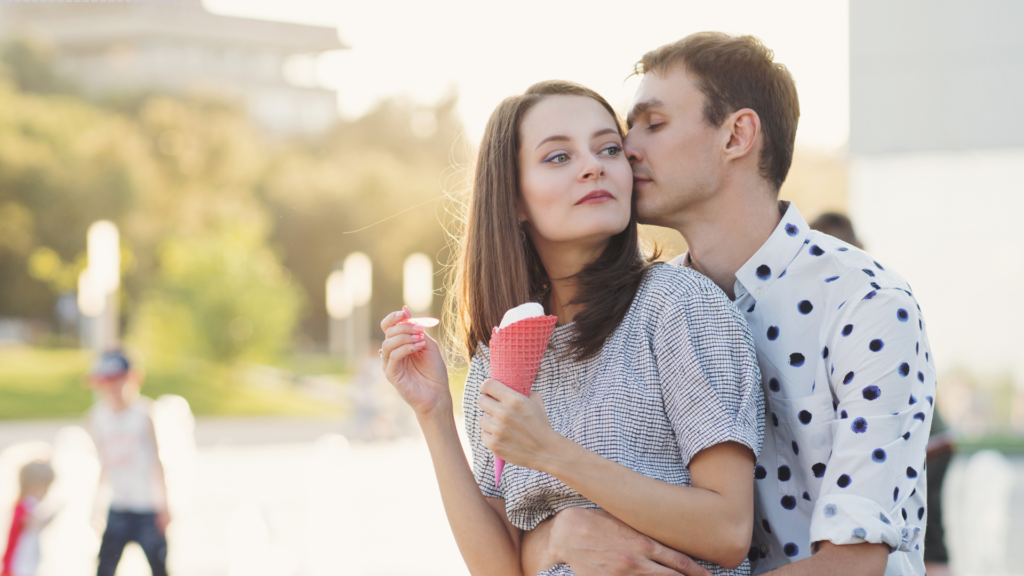 25 Late Summer Romance Bucket List Ideas for Couples