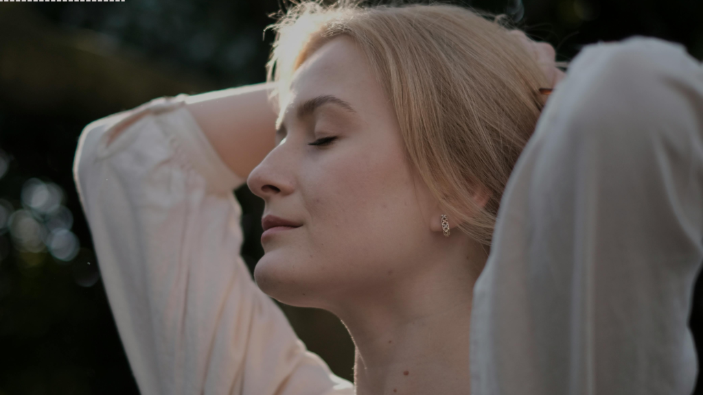 10 Micro Habits That Help You Radiate Soft Feminine Energy