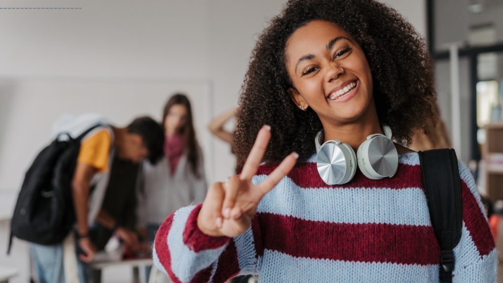 7 Tips to Make Friends at a New School Even If You’re Shy