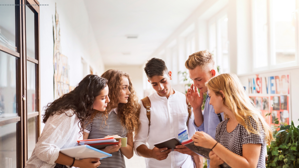 How to Make Friends in High School: 8 Tips That Actually Work