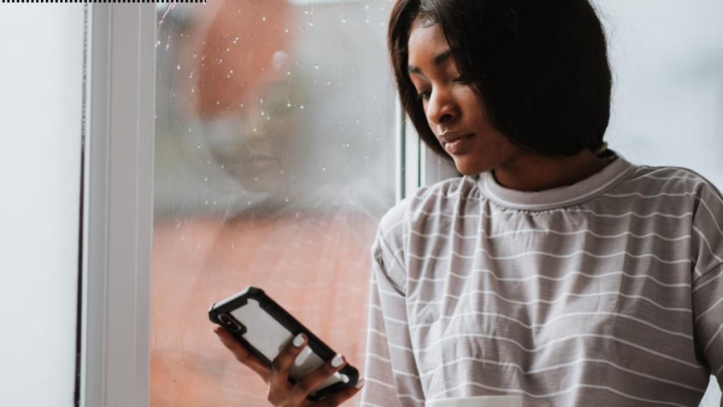 40 Emotional Things to Text Your Boyfriend After an Argument