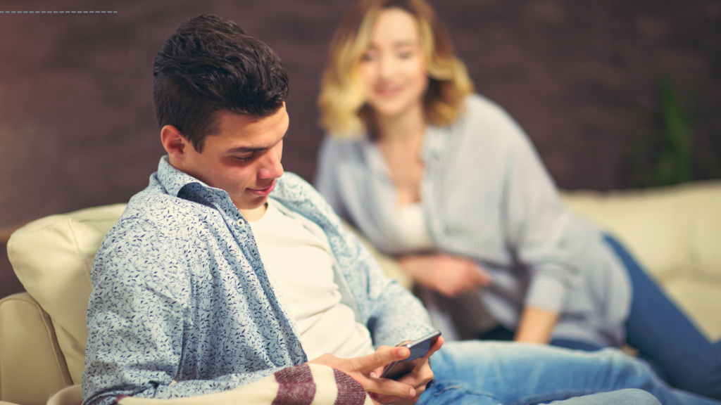 5 Signs Your Boyfriend Is Secretly Jealous of Your Success